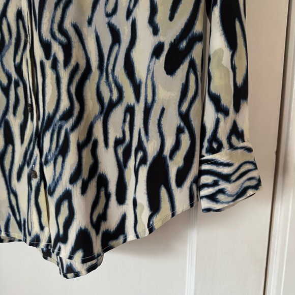 Equipment Silk Button Down Marshmallow Abstract Leopard Print Button-Up Shirt - Picture 5 of 9